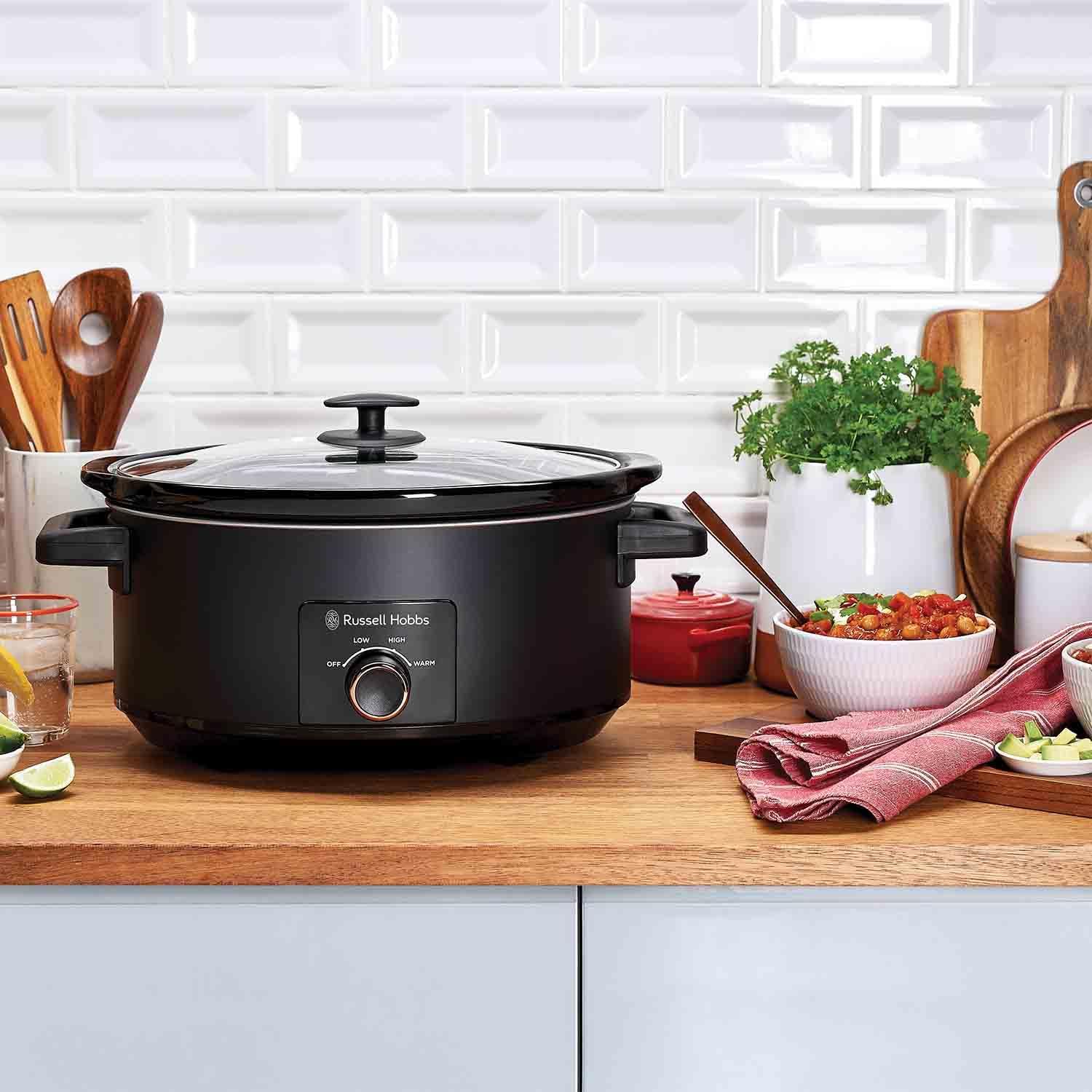 Russell Hobbs 7L Matte Black Slow Cooker - Black | 27720 - Image 4
