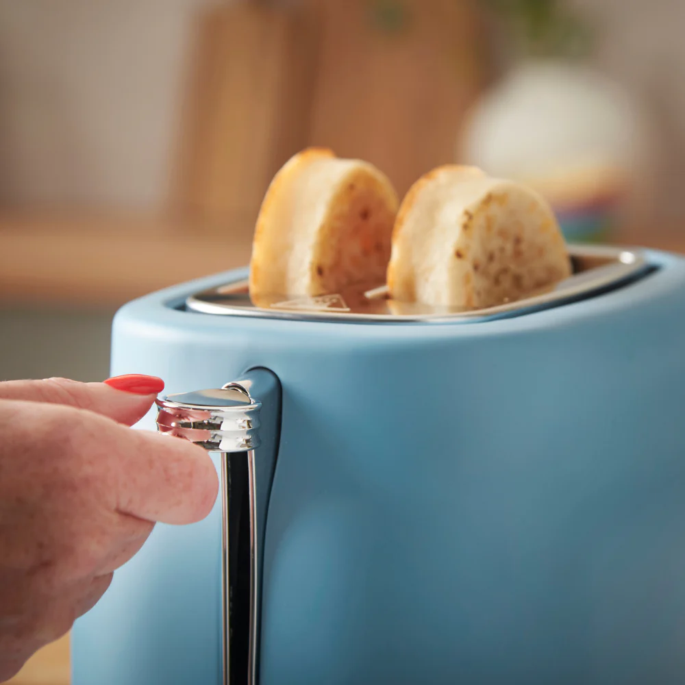 Russell Hobbs Hanley 2 Slice Toaster - Retro Blue | 28651 - Image 3