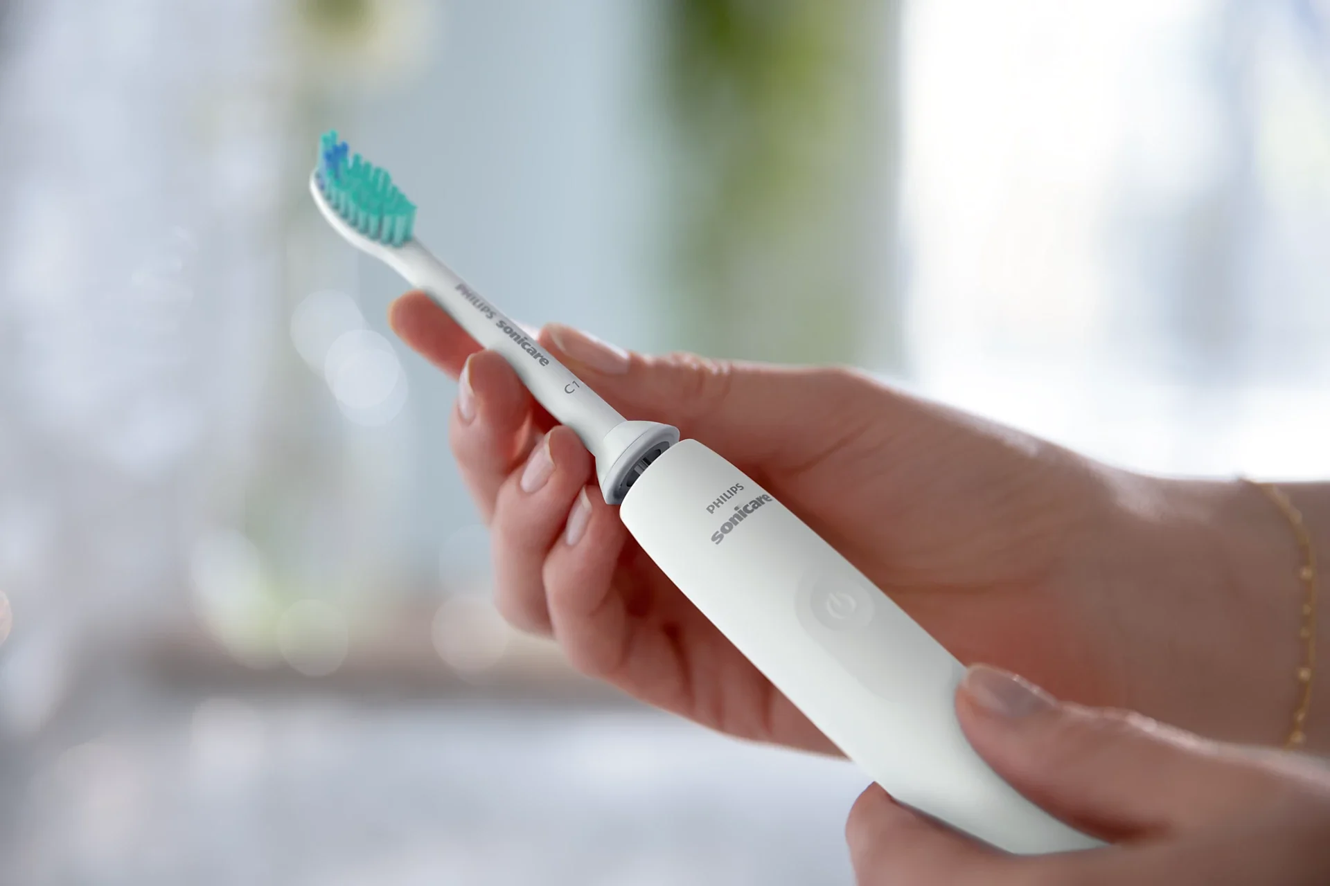 Philips Sonicare 2100 Series Sonic Electric Toothbrush | HX3651/13 - Image 3