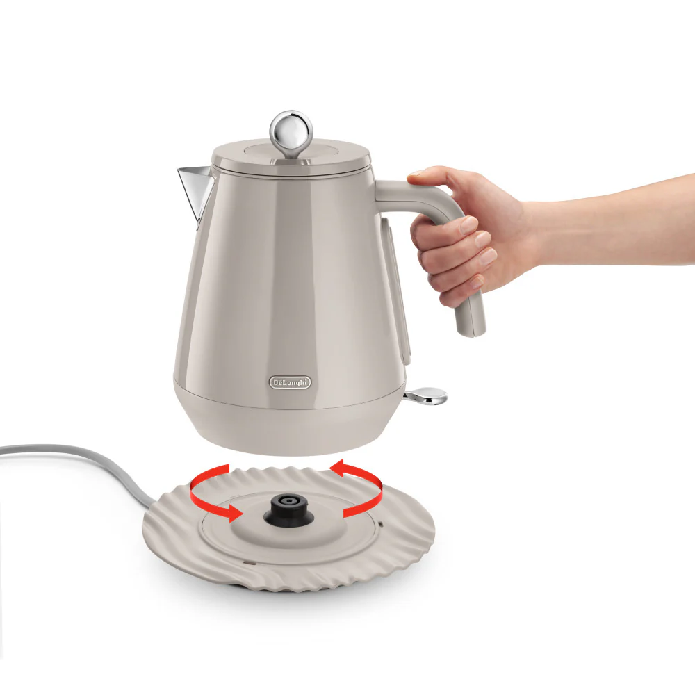 DeLonghi Eclettica Rapid Boil Kettle - Beige | KBY3001.BG - Image 4