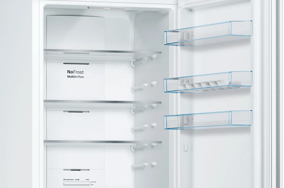 BOSCH Series 4 Free-standing Fridge-Freezer Total No Frost - White | KGN392WEBG - Image 3
