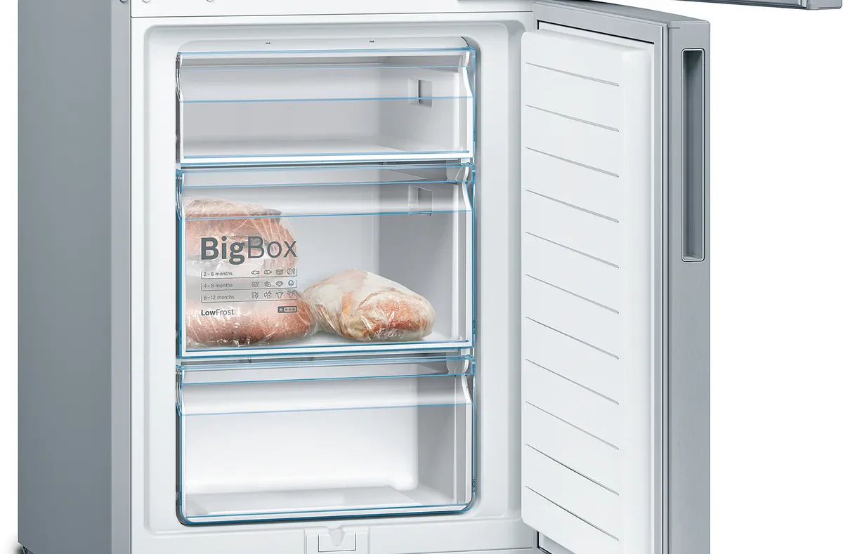 Bosch Series 4 Freestanding Fridge Freezer - Stainless steel | KGV33VLEAG - Image 4
