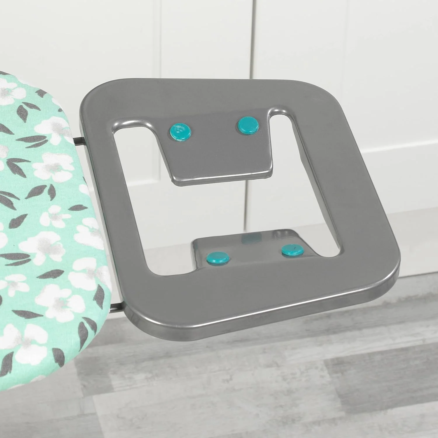 Beldray 110 x 33cm Poppy Design Ironing Board | LA023995POP - Image 7
