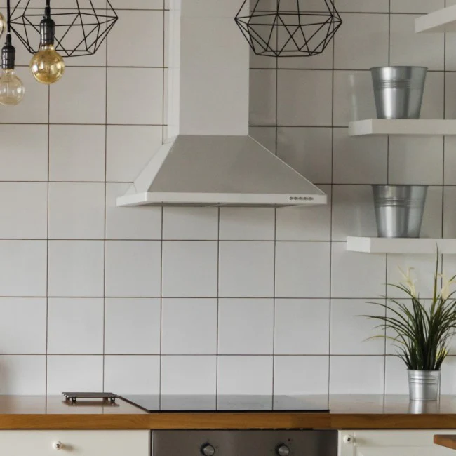 LUXAIR 60cm Premium Chimney Cooker Hood in Gloss White || LA-60-STD-WH - Image 2