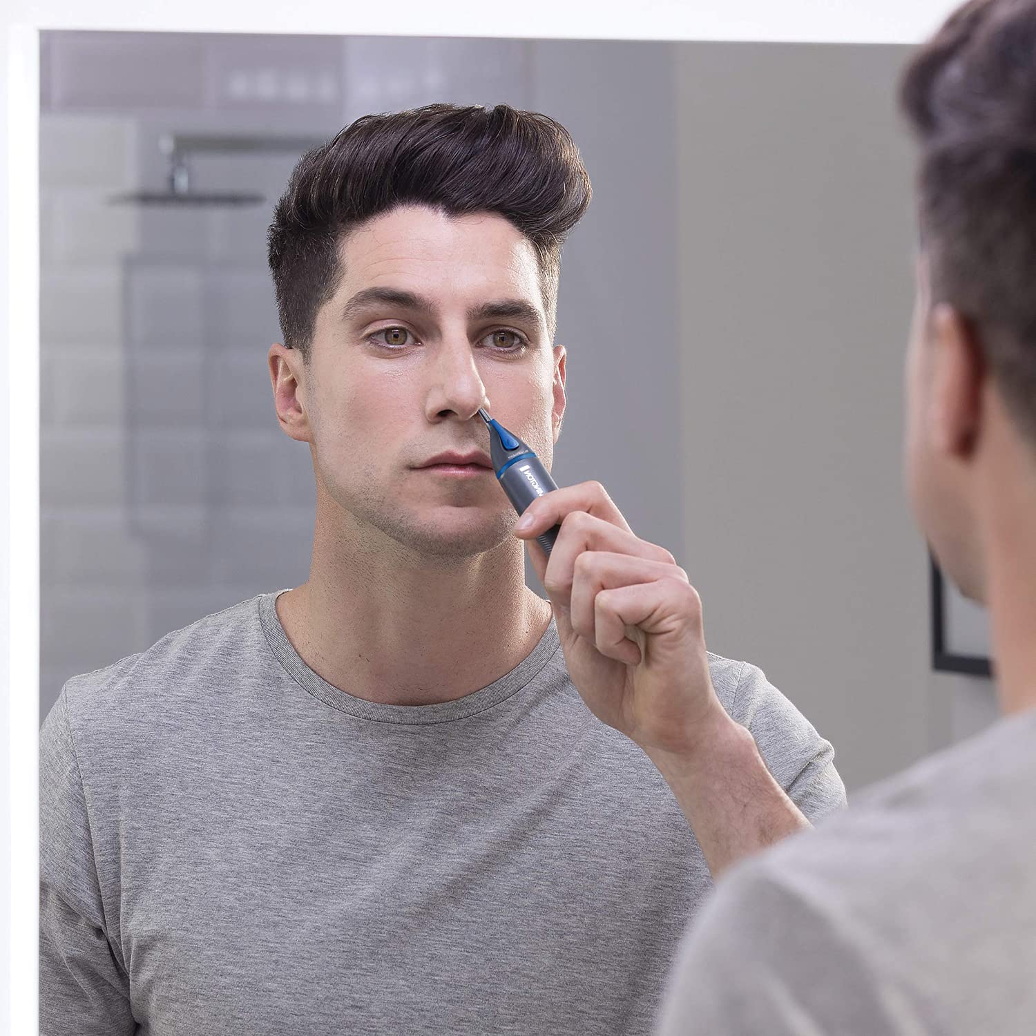 Remington Nano Series Nose and Ear Trimmer, Black & Blue | NE3850 - Image 6