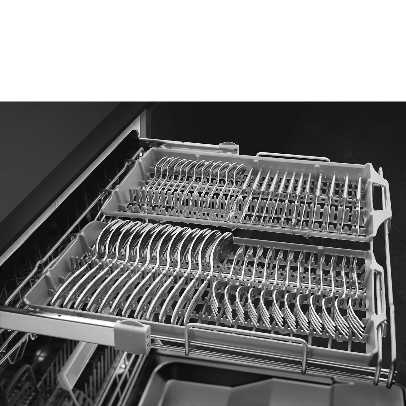 Smeg 60cm Retro Style Undercounter 13 Place Built-In Dishwasher - Black | SMG DIFABBL - Image 7