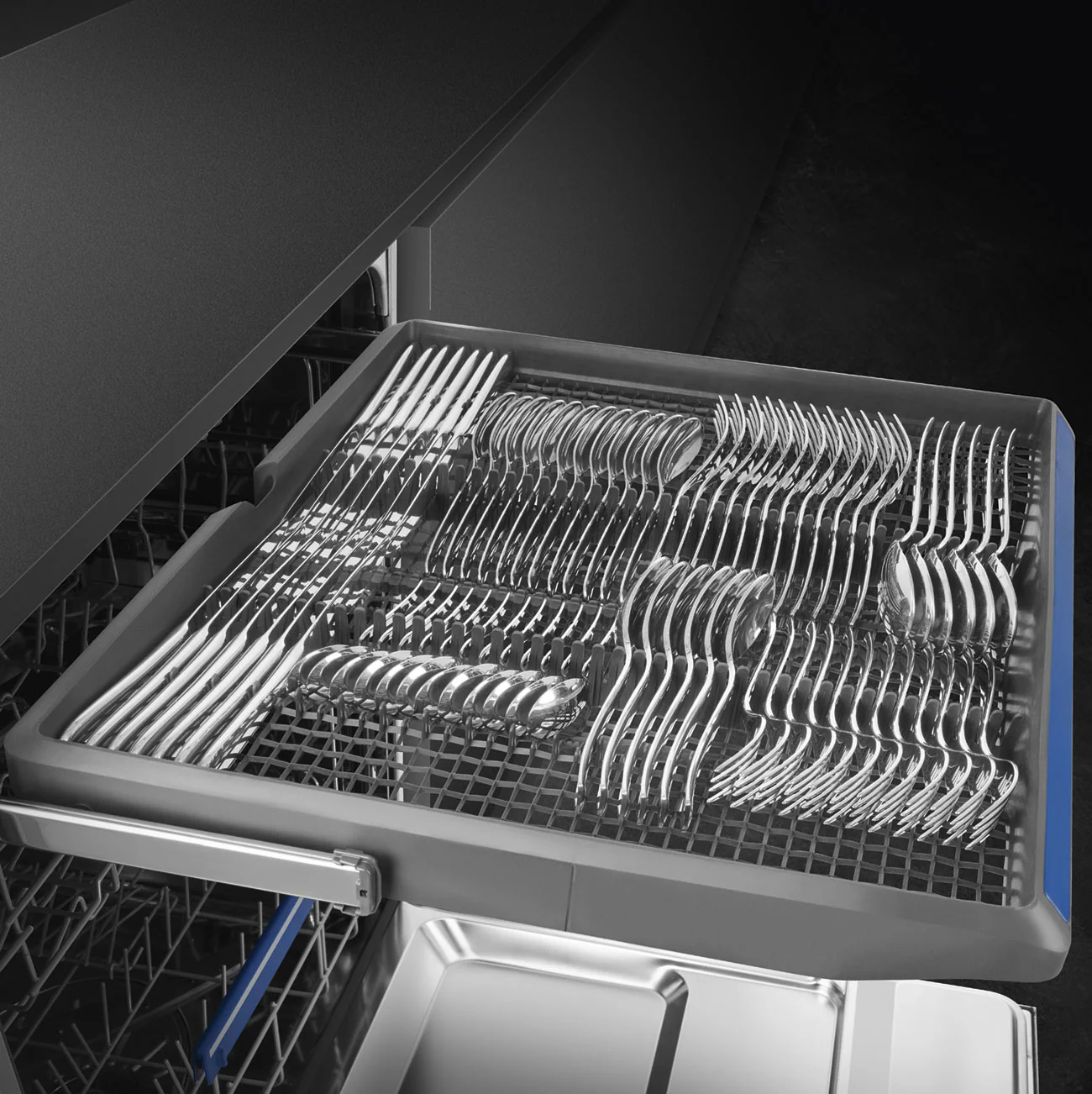 Smeg 60cm Integrated 14 Place dishwasher - Universal Design | SMG DI362DQ - Image 3
