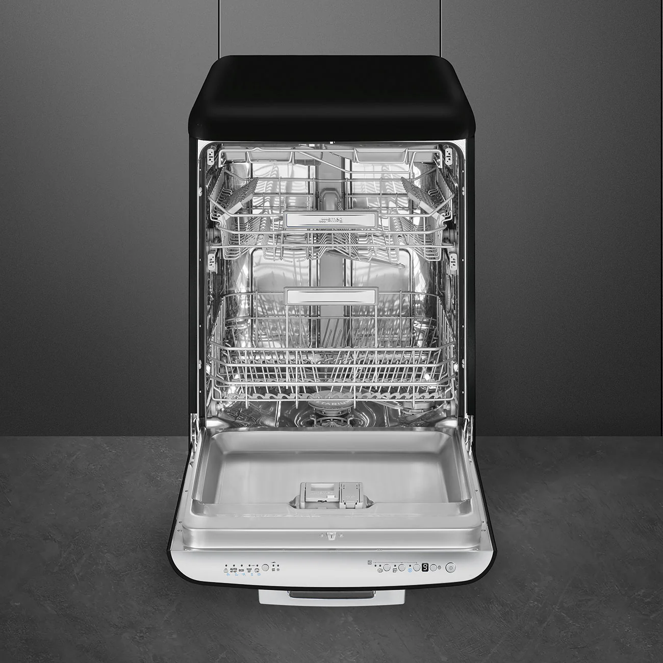 Smeg 60cm Retro Style 13 Place Free-standing Dishwasher - Black | SMG DFFABBL - Image 3