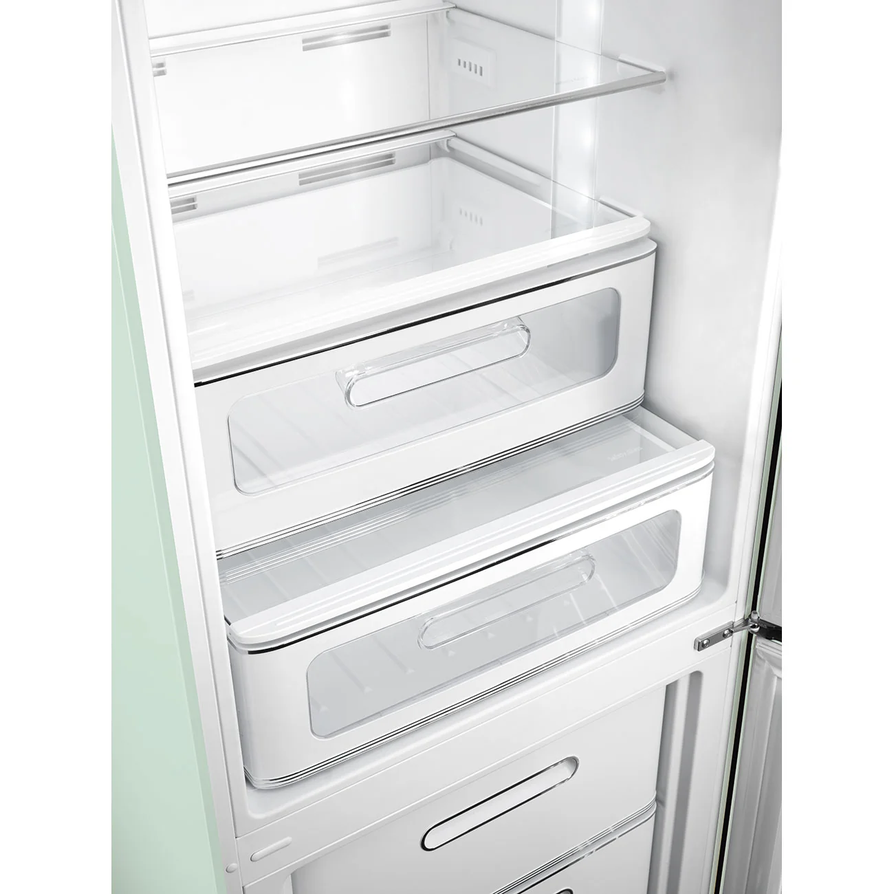 Smeg 60cm Retro Style 60/40 Fridge Freezer with NoFrost, Right Hand Hinge - Pastel Green | SMG FAB32RPG6UK - Image 3