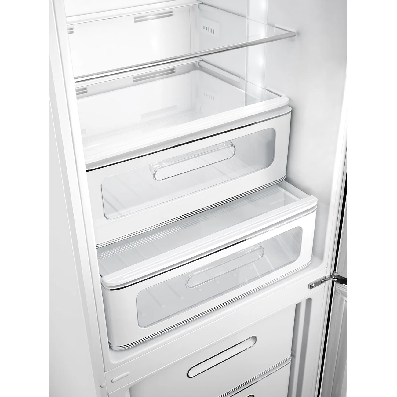Smeg 60cm Retro Style 60/40 Fridge Freezer with NoFrost, Right Hand Hinge - White | SMG FAB32RWH6UK - Image 3