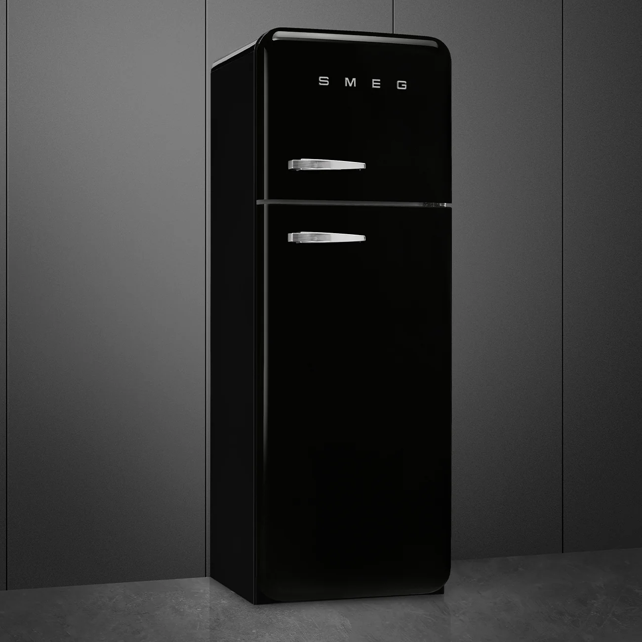 Smeg 60cm Retro Style 80/20 Fridge Freezer, Right Hand Hinge - Black | SMG FAB30RBL5UK - Image 3