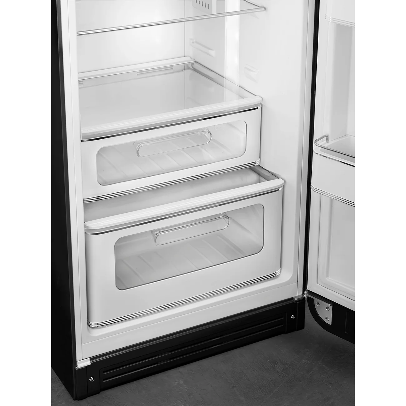 Smeg 60cm Retro Style 80/20 Fridge Freezer, Right Hand Hinge - Black | SMG FAB30RBL5UK - Image 8
