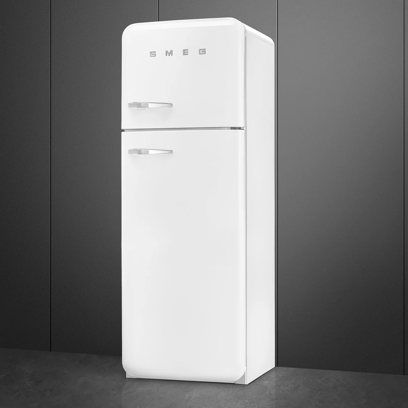 Smeg 60cm Retro Style 80/20 Fridge Freezer, Right Hand Hinge - White | SMG FAB30RWH5UK - Image 4