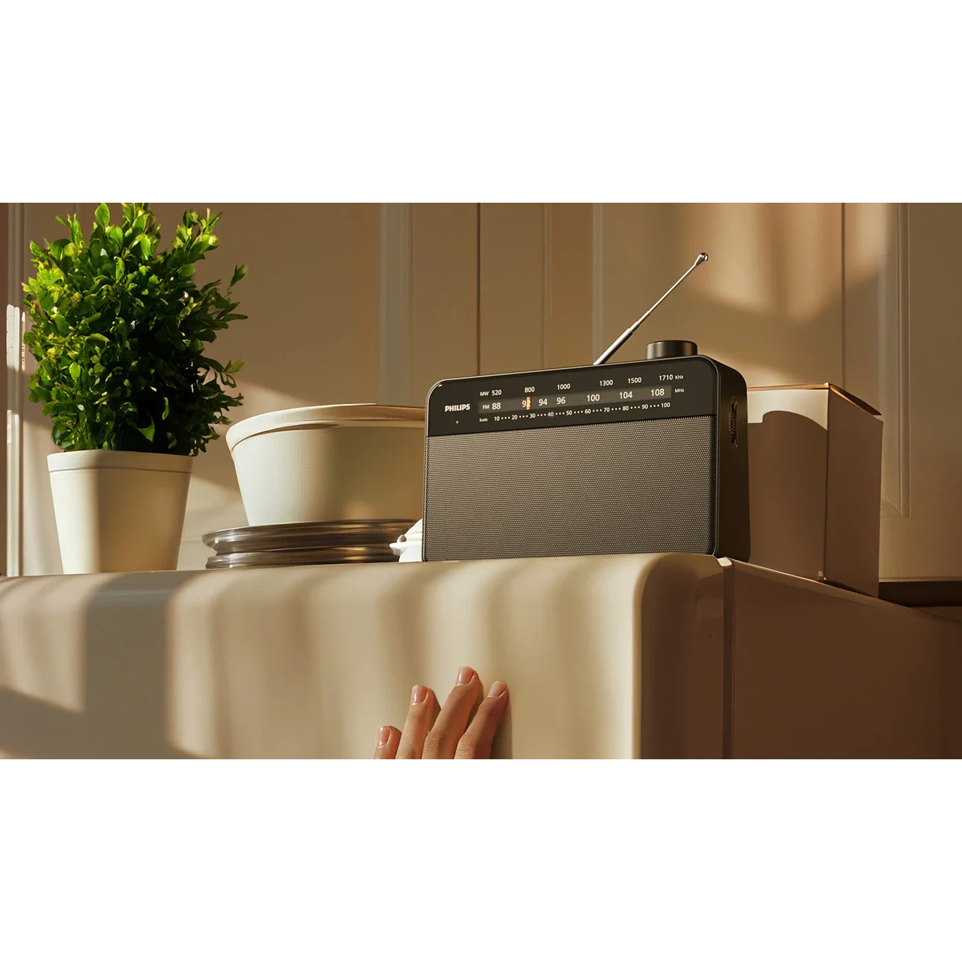 PHILIPS Portable FM/MW radio | TAR2509/10 - Image 8