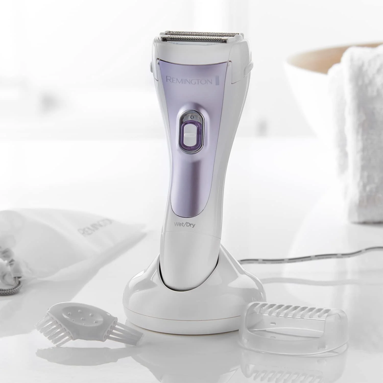 REMINGTON Smooth & Silky Cordless Wet and Dry Lady Shaver - White, Violet | WDF4840 - Image 9